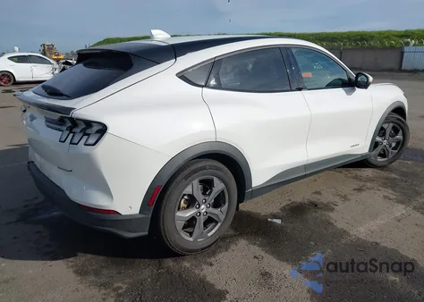 2021 Ford Mustang Mach-E Select z USA, uszkodzony, nr VIN 3FMTK1RM1MMA44025